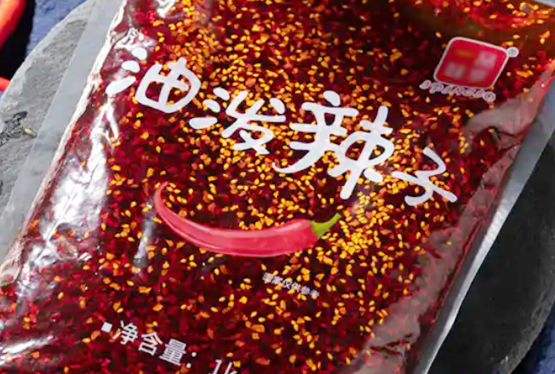 油辣子包装机为社会上更多企业服务，没有很好只有更好