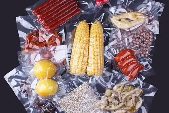 食品包装机对食品保鲜和品质的影响