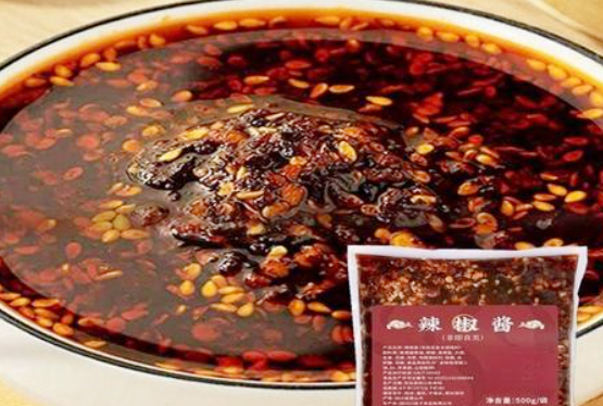 全自动辣椒油包装机械创造更高的产品产量